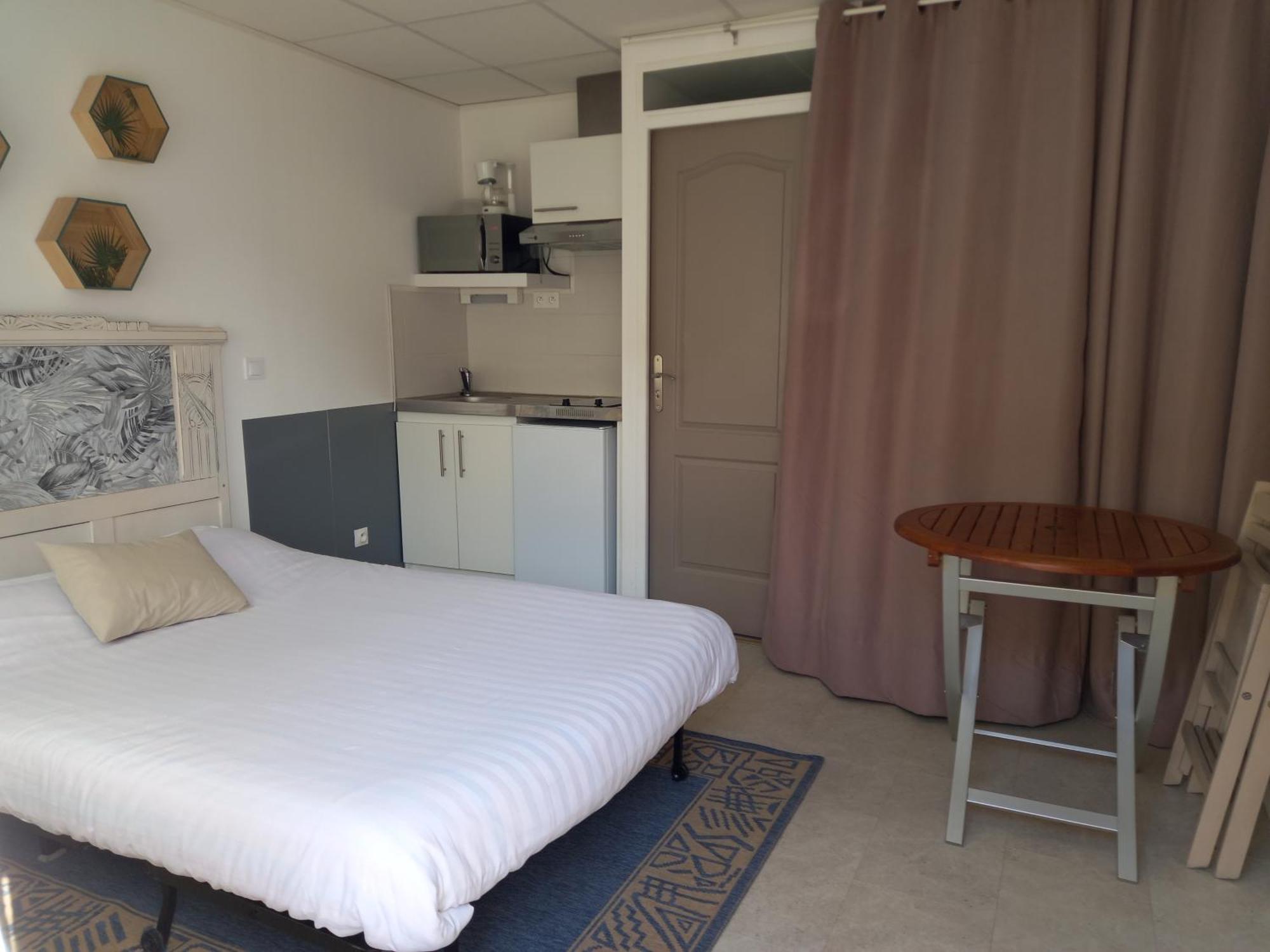 Studio Centre Ville Ажан Екстериор снимка